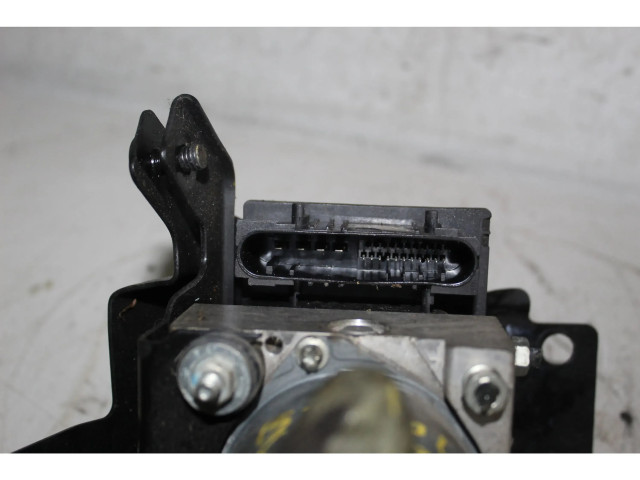 Блок АБС    Mazda  BT-50  