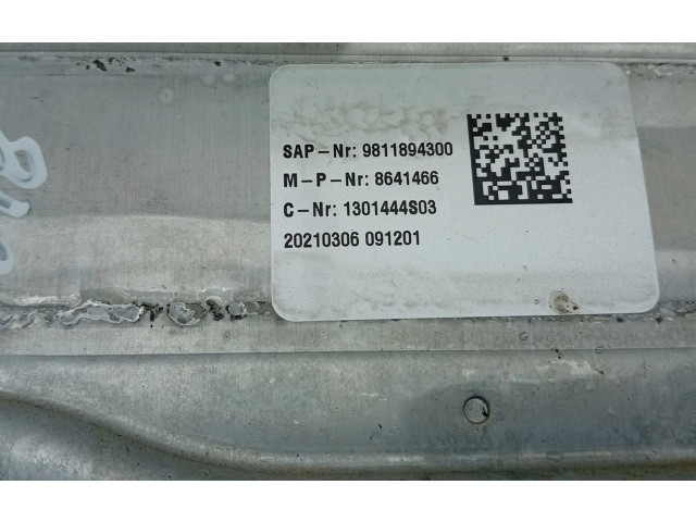 Интеркулер 8641466 Volvo V60