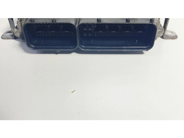 Řídící jednotka 55198809, 028011511   Alfa Romeo GT 2004