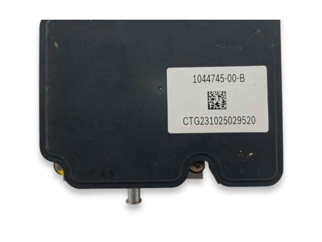 Блок АБС 104474500B, 0265257793 Tesla Model S 2012 - года