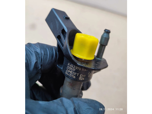 Vstřikovač 0445116026 Mercedes-Benz CLS C218 X218 OM642.852