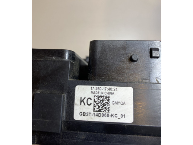 Блок предохранителей GB3T14D068KC Ford Ranger