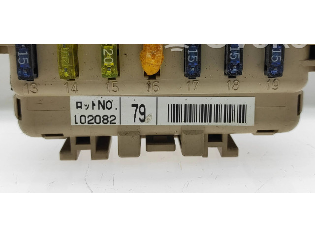 Блок предохранителей JB200400   Subaru Forester SF    