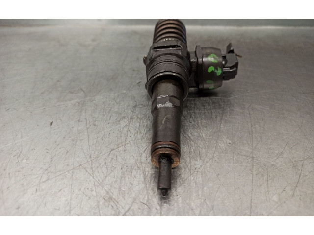 Форсунка 038130073BQ, 0414720312    Skoda Octavia Mk2 (1Z)  BMM 