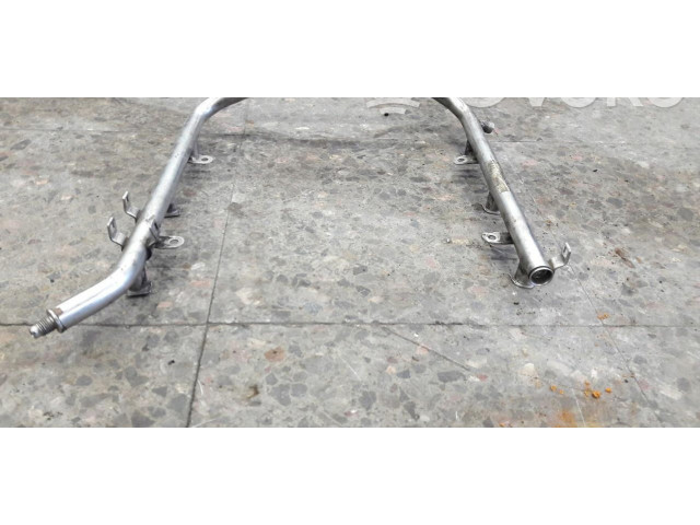 Vstřikovací lišta a1120700095 Mercedes-Benz E W210