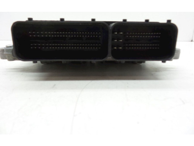 Блок управления впрыском 31303388   Volvo V70