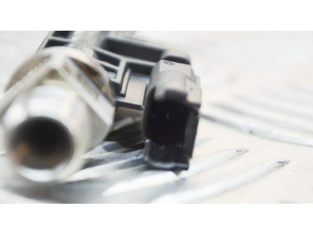 Vstřikovač 0261500109, 7597870 BMW 5 F10 F11 pro benzínový motor 3.0 N55 B30 A