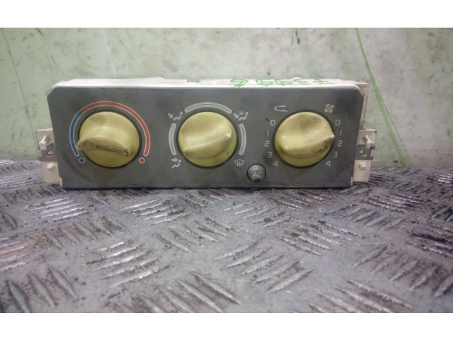 Блок управления климат-контролем 52479162 Renault Twingo I