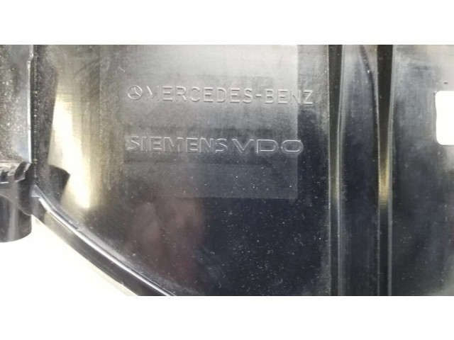 Přístrojová deska Mercedes-Benz C W204 2010 A2C53245324, A2C87297200