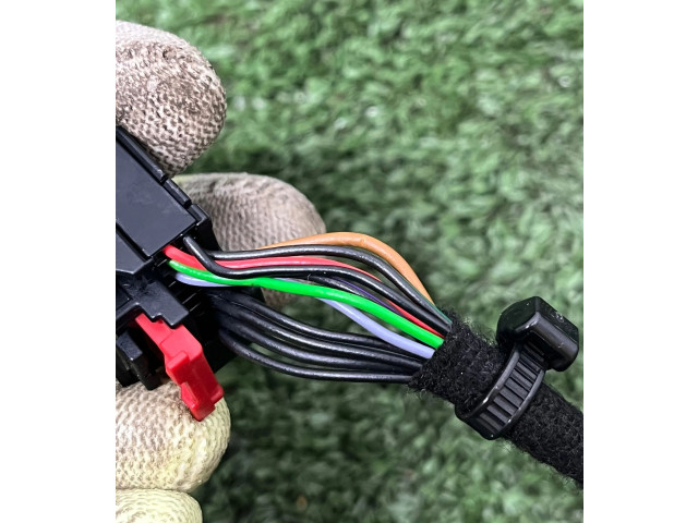 Зеркало электрическое        Skoda Karoq  2017 -  года   