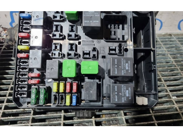 Блок предохранителей Citroen C-Crosser