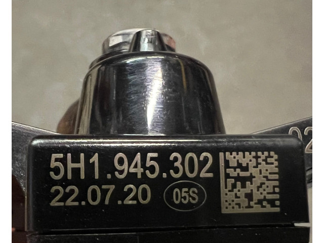 Зеркало электрическое Volkswagen Golf VIII 2019 - года