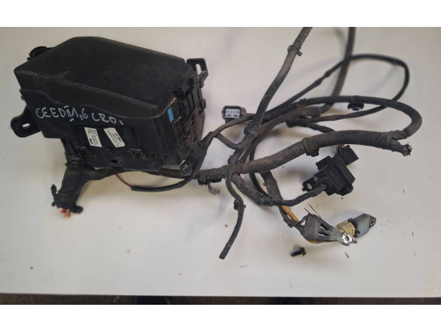 Блок предохранителей  919503X510, 1605231749   KIA Ceed    