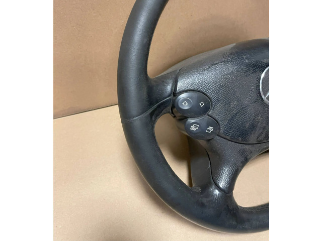 Volant Mercedes-Benz CLK A209 C209 2007 a2304604403