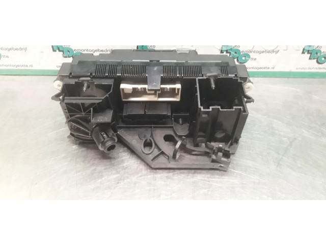 Блок управления климат-контролем    Volkswagen Touran I