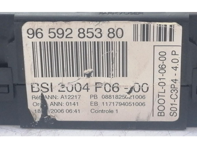 Pojistková skříňka 22661F01, PRT0676001 Citroen C3 2010