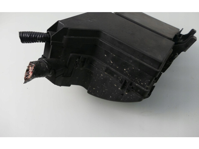 Pojistková skříňka 24383JD00A Nissan Qashqai+2 2010