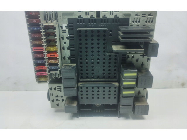 Блок предохранителей  8676286, 8676286   Volvo S80    