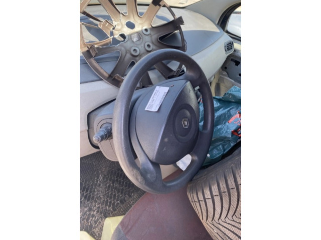 Pojistková skříňka Руль 8200216037 Renault Modus 2005