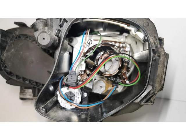 Передняя фара