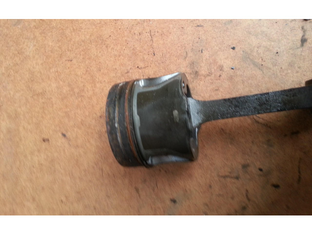 Píst Ford Mondeo Mk III