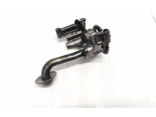 Масляный насос   06a115121  Volkswagen Golf Plus 