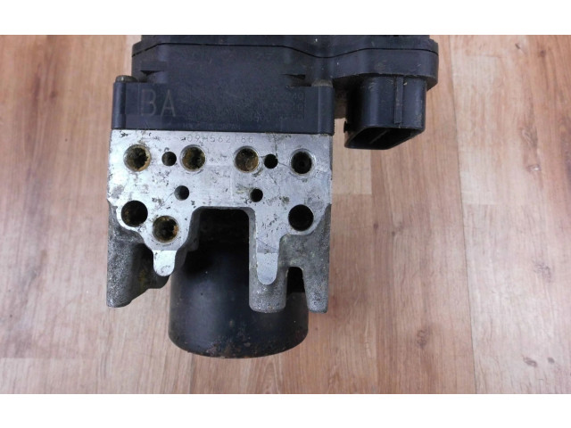 Блок АБС 8954153110, 4454053240 Lexus IS 200-300 1999 - 2005 года