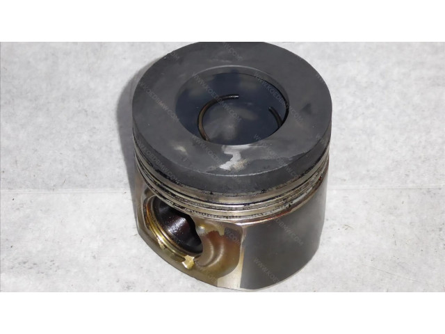 Píst 11257812585 BMW X5 F15 N57Z