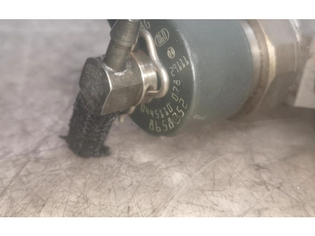 Форсунка 8658352 Volvo S60