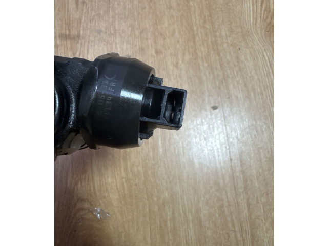 Vstřikovač 0414720313, 038130073BN Volkswagen Caddy