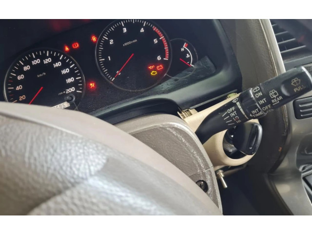 Přístrojová deska Toyota Land Cruiser (J120)