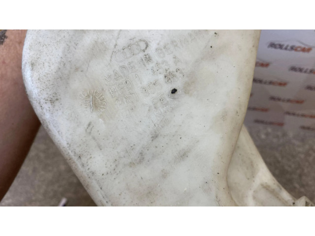 Бачок оконной жидкости