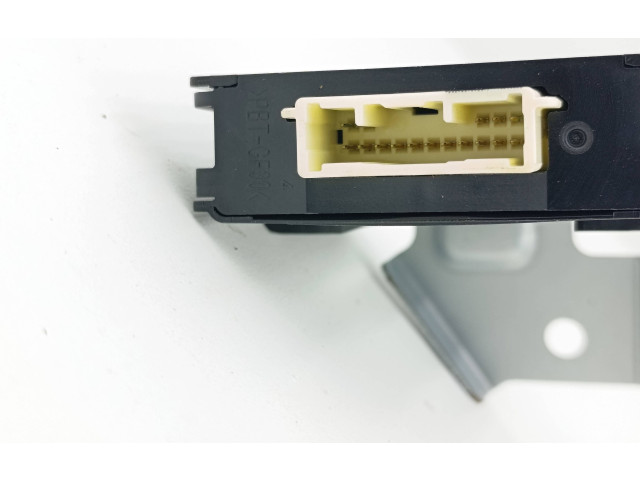 Блок управления 84051SJ410   Subaru Forester SK