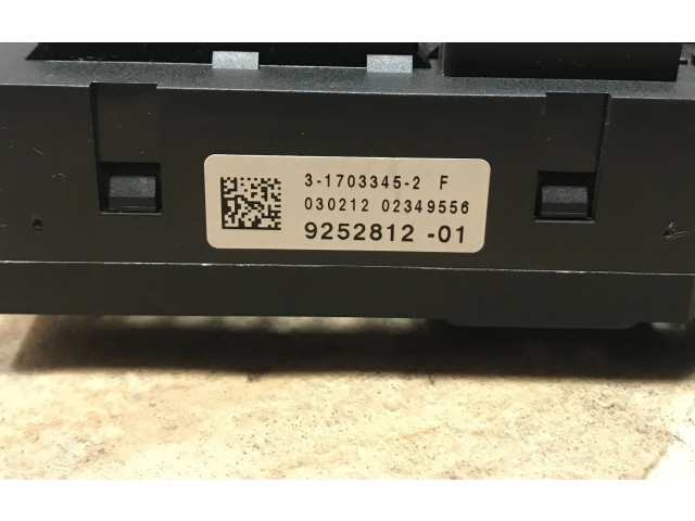 Pojistková skříňka 9252812 BMW 7 F01 F02 F03 F04 2011