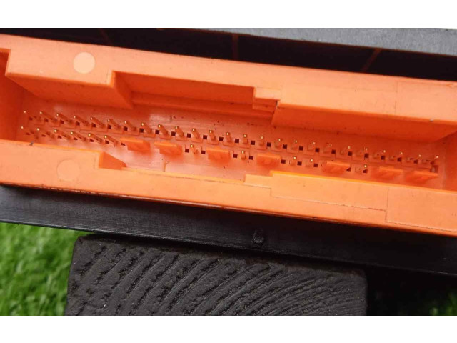 Блок подушек безопасности    Dacia Duster