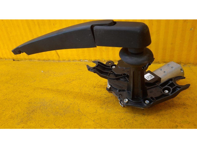 Двигатель стеклоочистителя заднего стекла