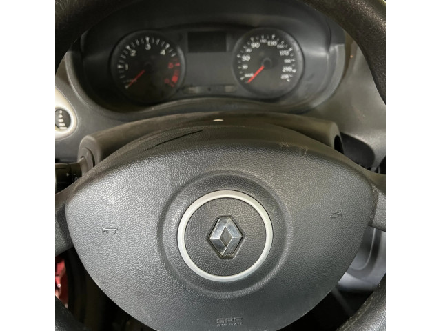 Подушка безопасности водителя Renault Clio III