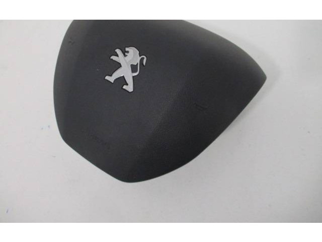 Подушка безопасности водителя 98072114ZD   Peugeot 2008 I