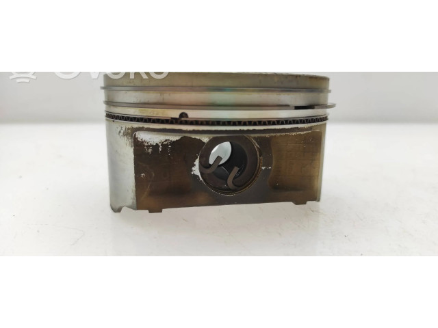 Píst 12006AC480, 12006AB480   Subaru Outback  pro benzínový motor 3.0  EZ30DNXCBX