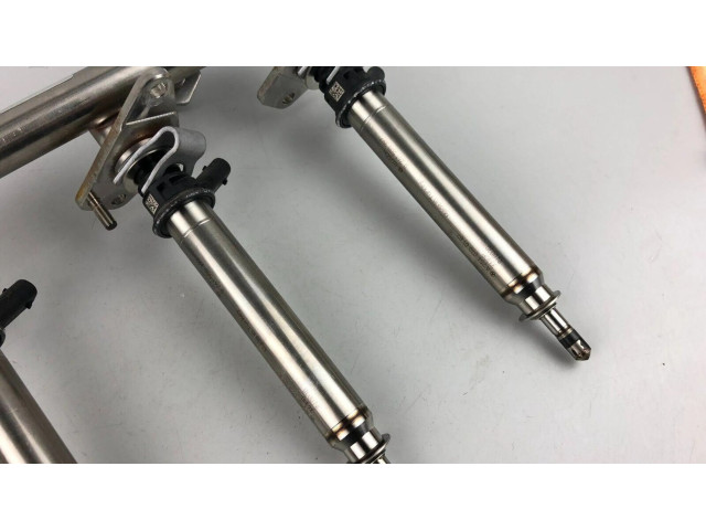 Vstřikovač A2640701000, A26407807 Mercedes-Benz C W205 pro benzínový / Электричество motor 1.5