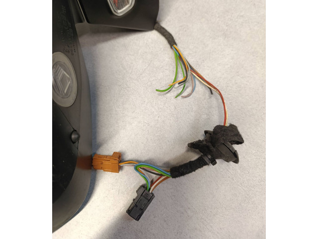 Зеркало электрическое        Peugeot 5008   -  года   