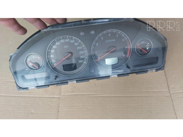 Přístrojová deska  Volvo V70 2005 30682272  