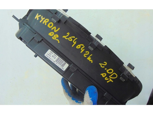 Панель приборов 8022009202 SsangYong Kyron