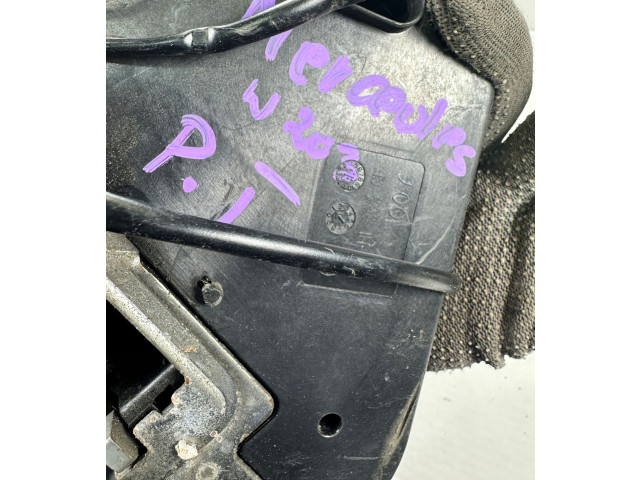 Zámek zadních dveří Mercedes-Benz C W203 2000