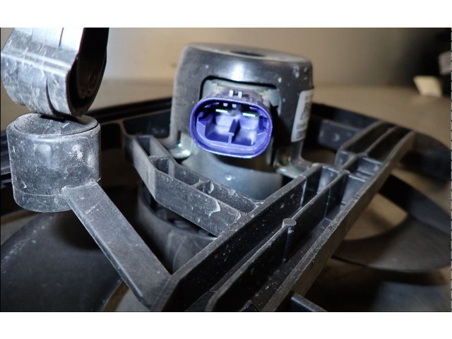 Вентилятор радиатора     214818664R    Dacia Sandero 