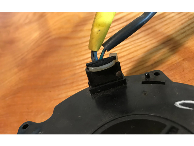 Подрулевой шлейф SRS SRS3PIN, MR228464 Mitsubishi Carisma