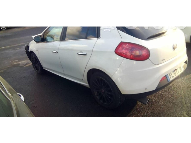 Вентилятор печки    77365027   Fiat Bravo