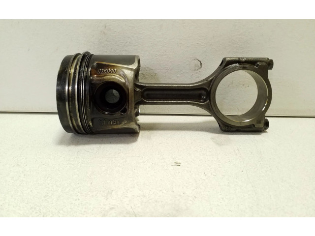 Píst 080340 Nissan X-Trail T32