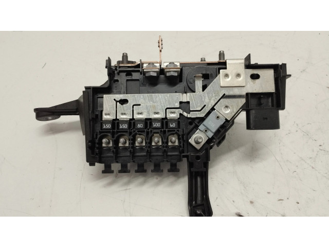 Pojistková skříňka A2055408095 Mercedes-Benz C W205 2022
