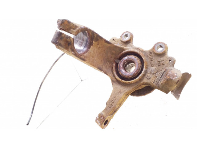 Передний поворотный кулак (ступица, цапфа)